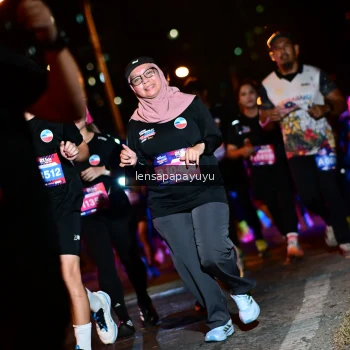 Runner Photo 4073705