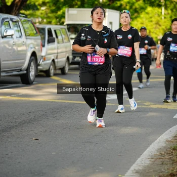 Runner Photo 4073792