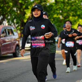 Runner Photo 4073813