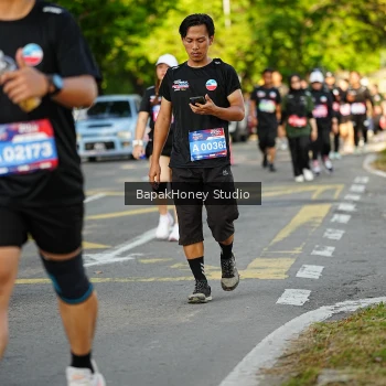 Runner Photo 4073821