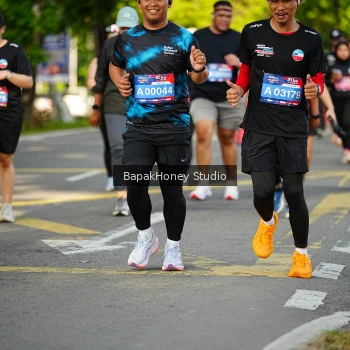 Runner Photo 4073846
