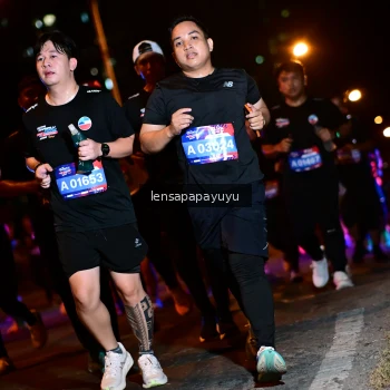 Runner Photo 4073849