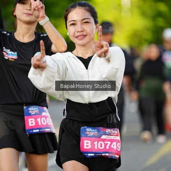 Runner Photo 4073859