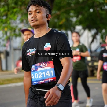 Runner Photo 4073917