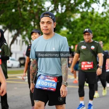 Runner Photo 4073970