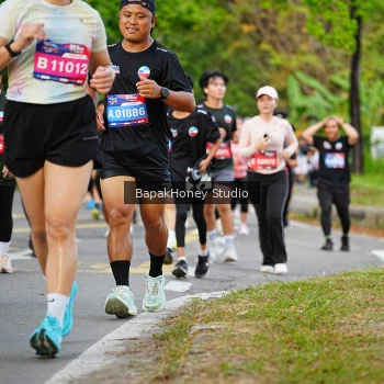 Runner Photo 4074023