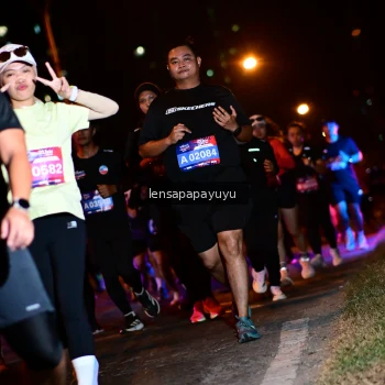 Runner Photo 4074024