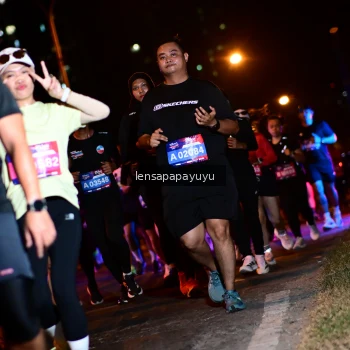 Runner Photo 4074030