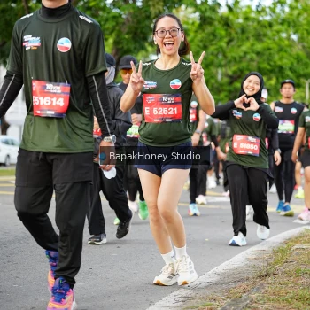 Runner Photo 4074034