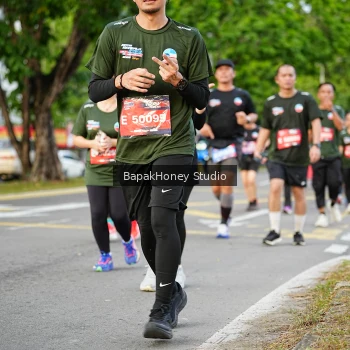 Runner Photo 4074089