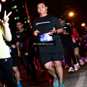 Runner Photo 4074102