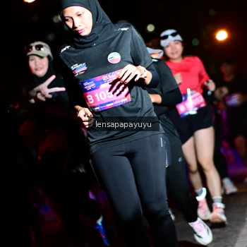 Runner Photo 4074117