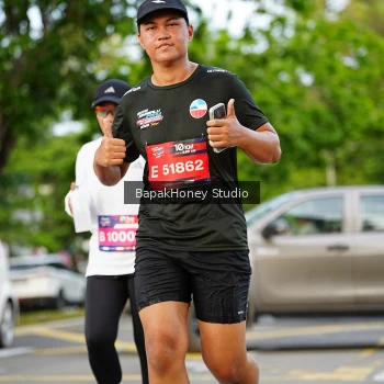 Runner Photo 4074175