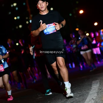 Runner Photo 4074185