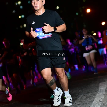Runner Photo 4074201