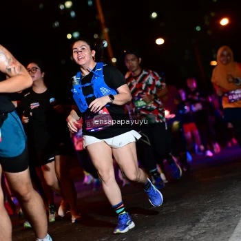 Runner Photo 4074388