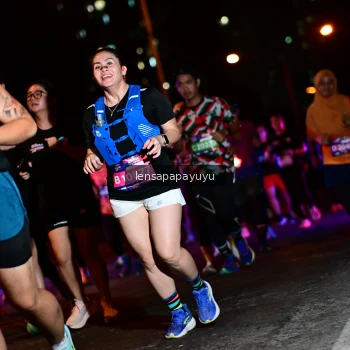 Runner Photo 4074405