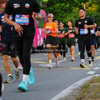 Runner Photo 4074408