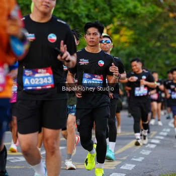 Runner Photo 4074413