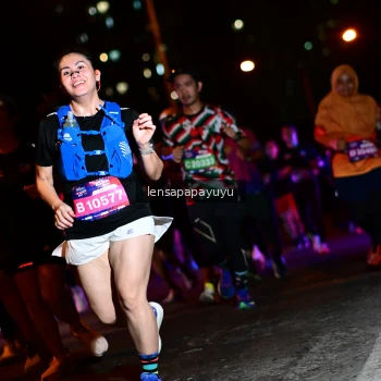 Runner Photo 4074428