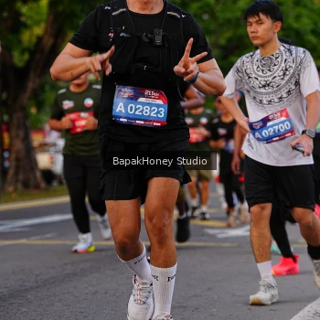 Runner Photo 4074439