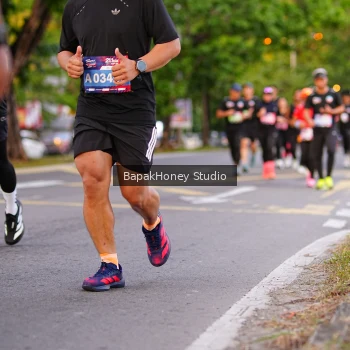 Runner Photo 4074448