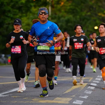 Runner Photo 4074459