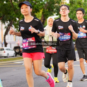 Runner Photo 4074481