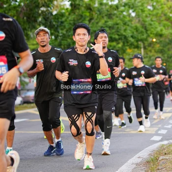Runner Photo 4074507