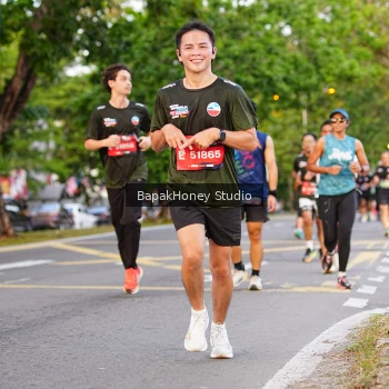 Runner Photo 4074514