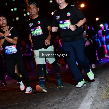 Runner Photo 4074557