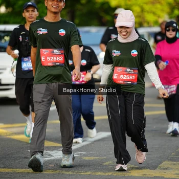 Runner Photo 4074642