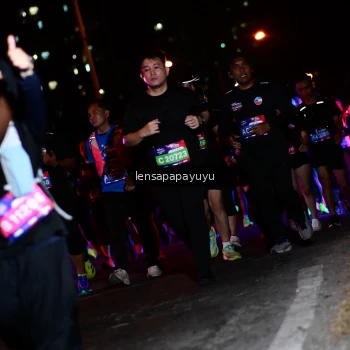 Runner Photo 4074649