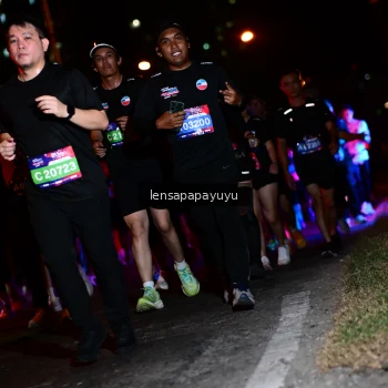 Runner Photo 4074658