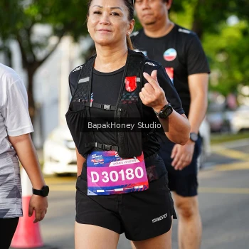 Runner Photo 4074702