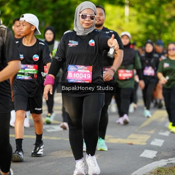 Runner Photo 4074703