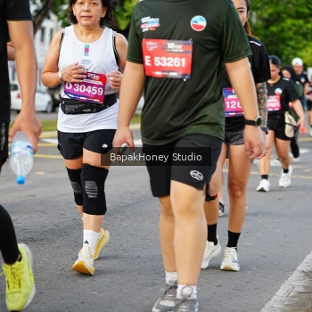 Runner Photo 4074758