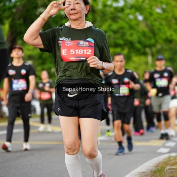 Runner Photo 4074788