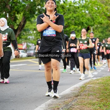 Runner Photo 4074795