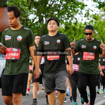 Runner Photo 4074796
