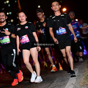 Runner Photo 4074798