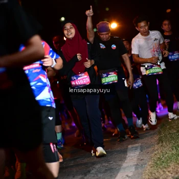 Runner Photo 4074819