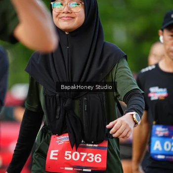 Runner Photo 4074823