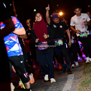 Runner Photo 4074834