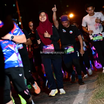 Runner Photo 4074835
