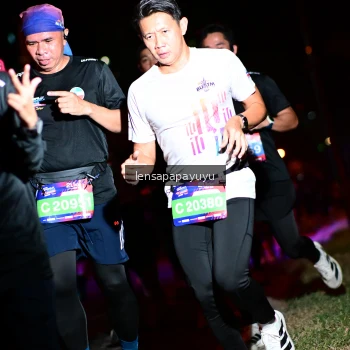 Runner Photo 4074845