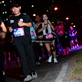Runner Photo 4074853