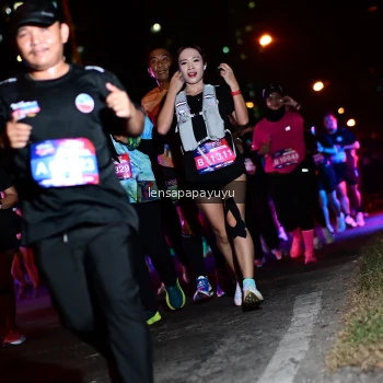 Runner Photo 4074858