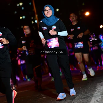 Runner Photo 4074886
