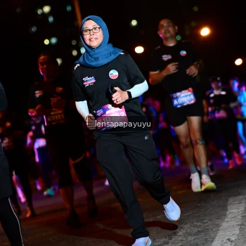 Runner Photo 4074888